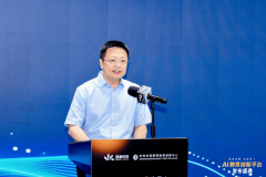 <b>等候更多本钱关帮力科技教育成长</b>